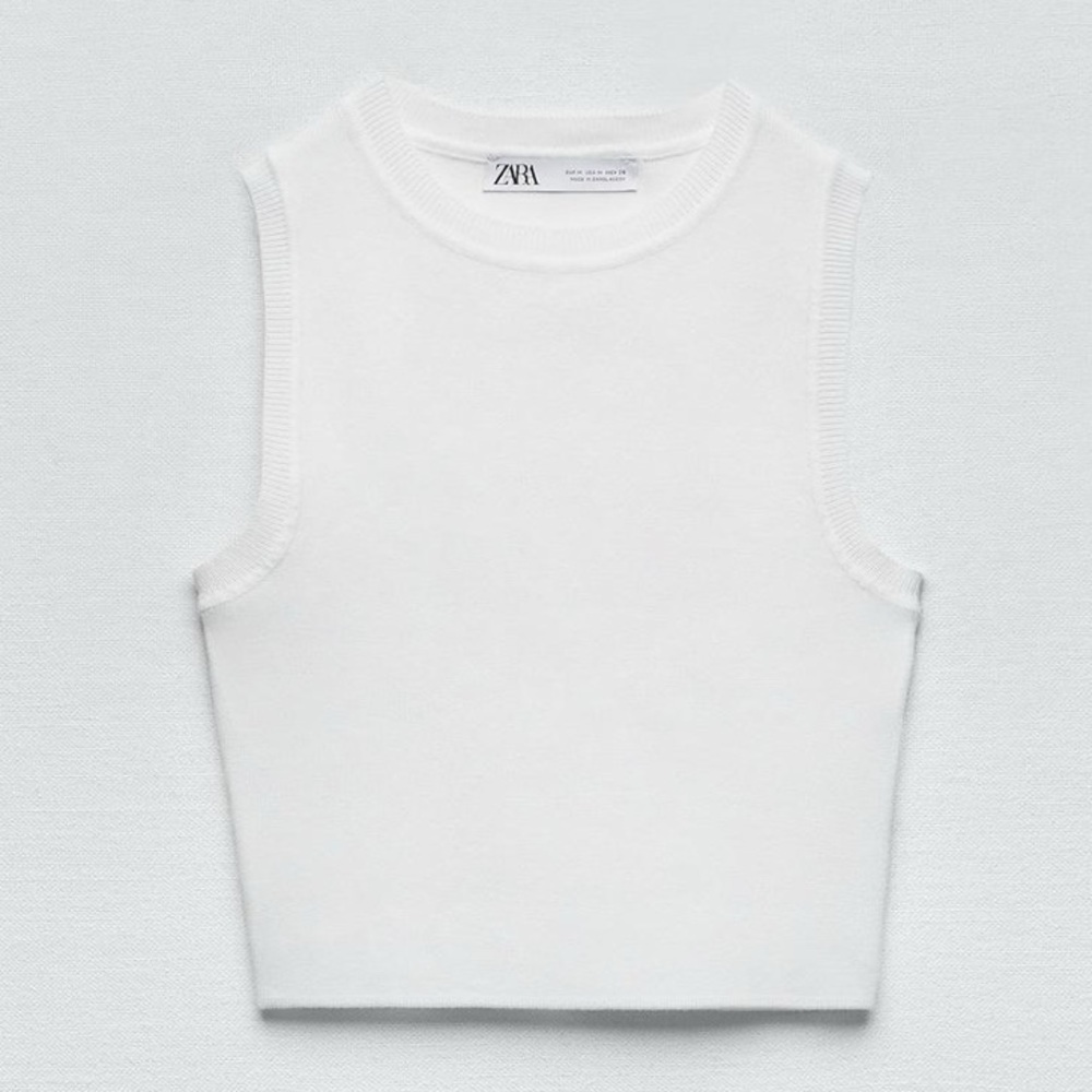 NWT Classic White Knit crop top